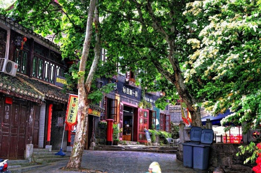 考军校当军官,仍是普通人跨越阶层的好途径,这四大优势要用好